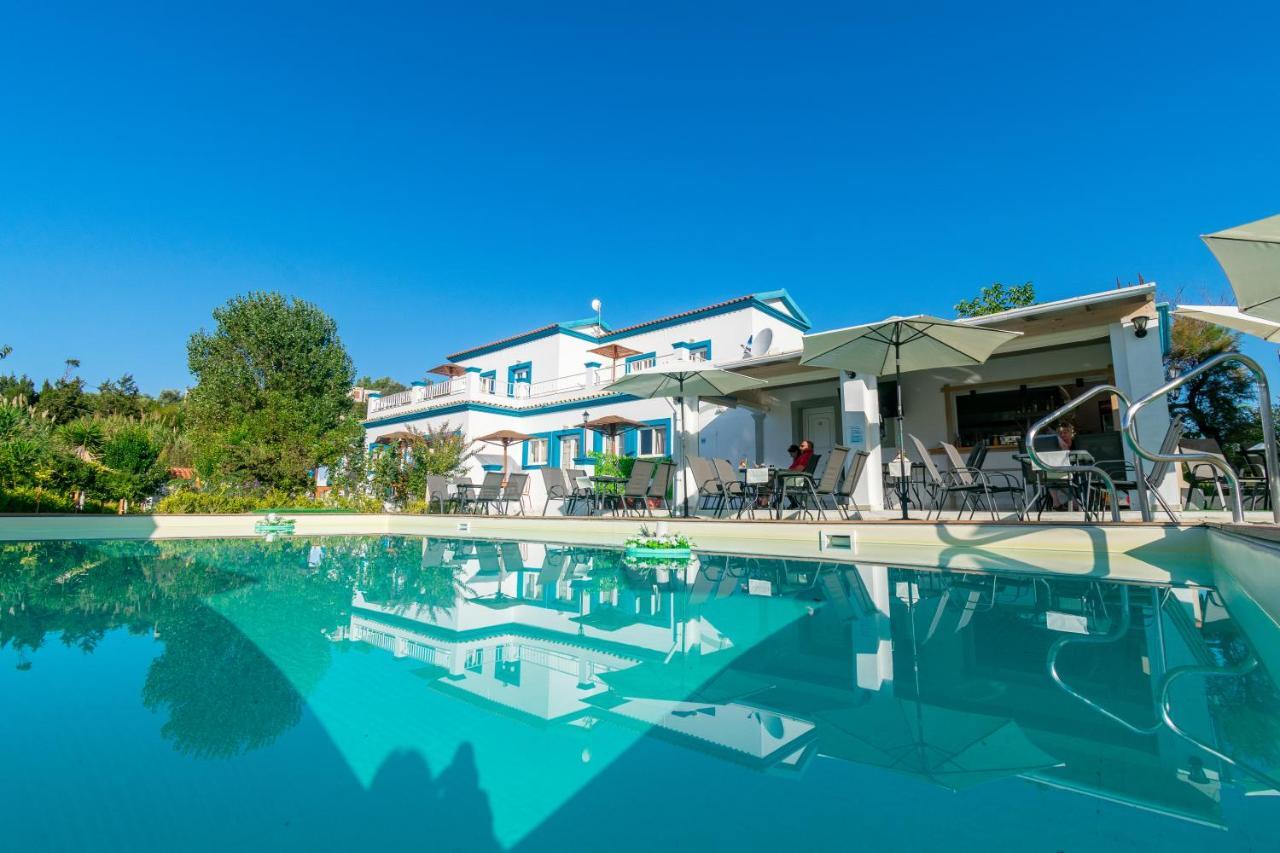 Akis Villa Studios & Apartment With Pool By Hotelius Agios Georgios Pagon Exterior foto