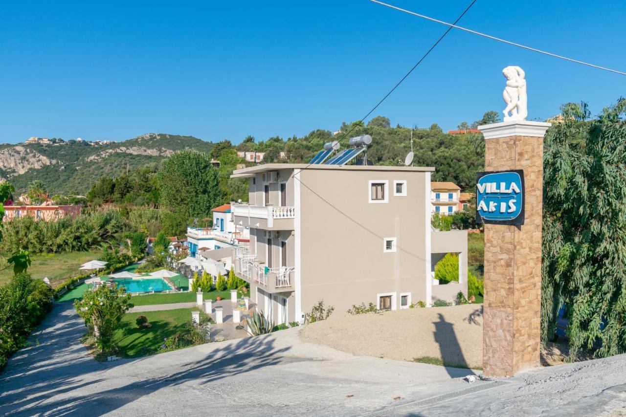 Akis Villa Studios & Apartment With Pool By Hotelius Agios Georgios Pagon Exterior foto